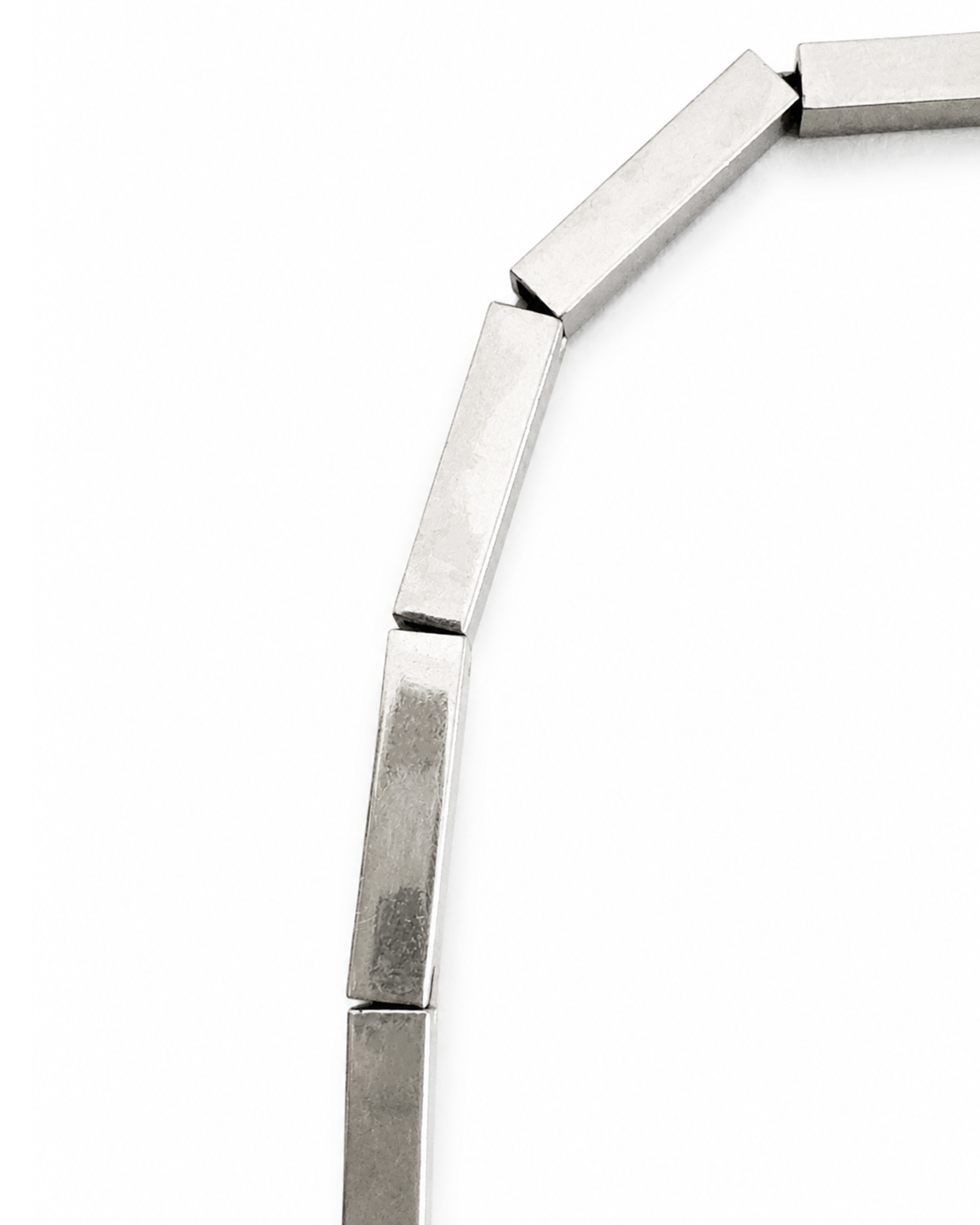 STACK CHAIN